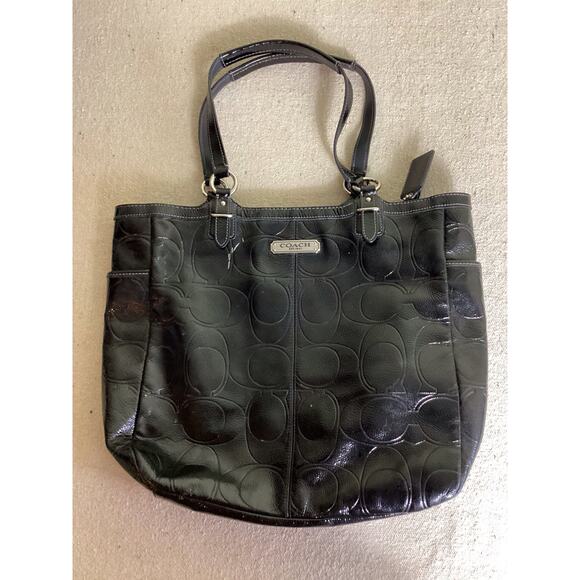 Coach Women  black Patent leather Tote EUC Coach Gallery Embossed Signature Tote - Picture 2 of 9
